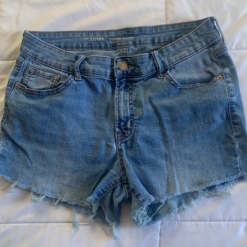 Old Navy Jean Shorts, Size 8 - Picture 1 of 3
